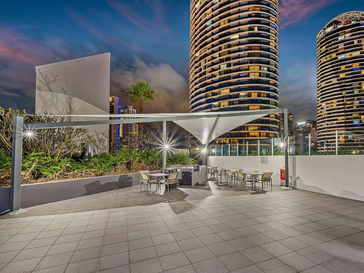 Air On Broadbeach Apartment *
